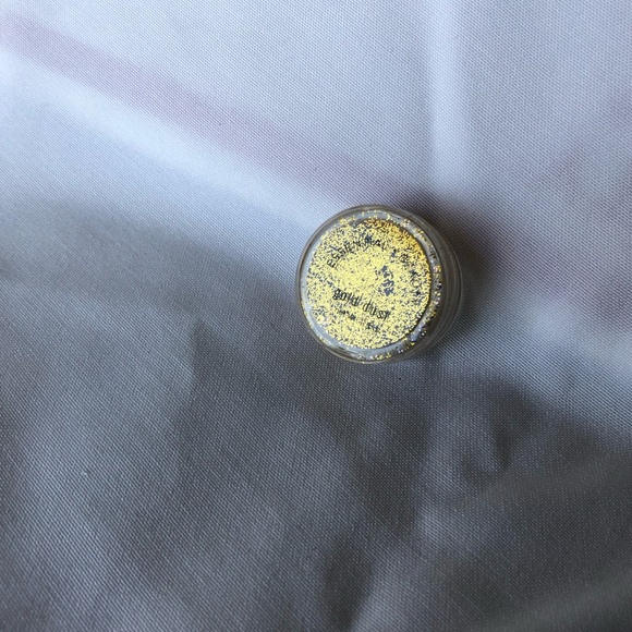 Gold dust - Picture 2 of 3